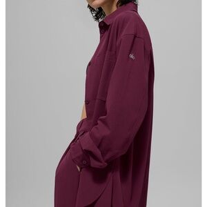 Alo Oversized Burgundy Shirt
